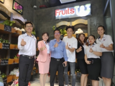 KHAI TRƯƠNG THE BUNNY COFFE CÙNG CA SĨ NGÔ KIẾN HUY